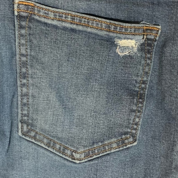 Old Navy Men’s Denim Slim Built-In Flex Ripped Jeans - Size: 34x34 - Picture 4 of 9